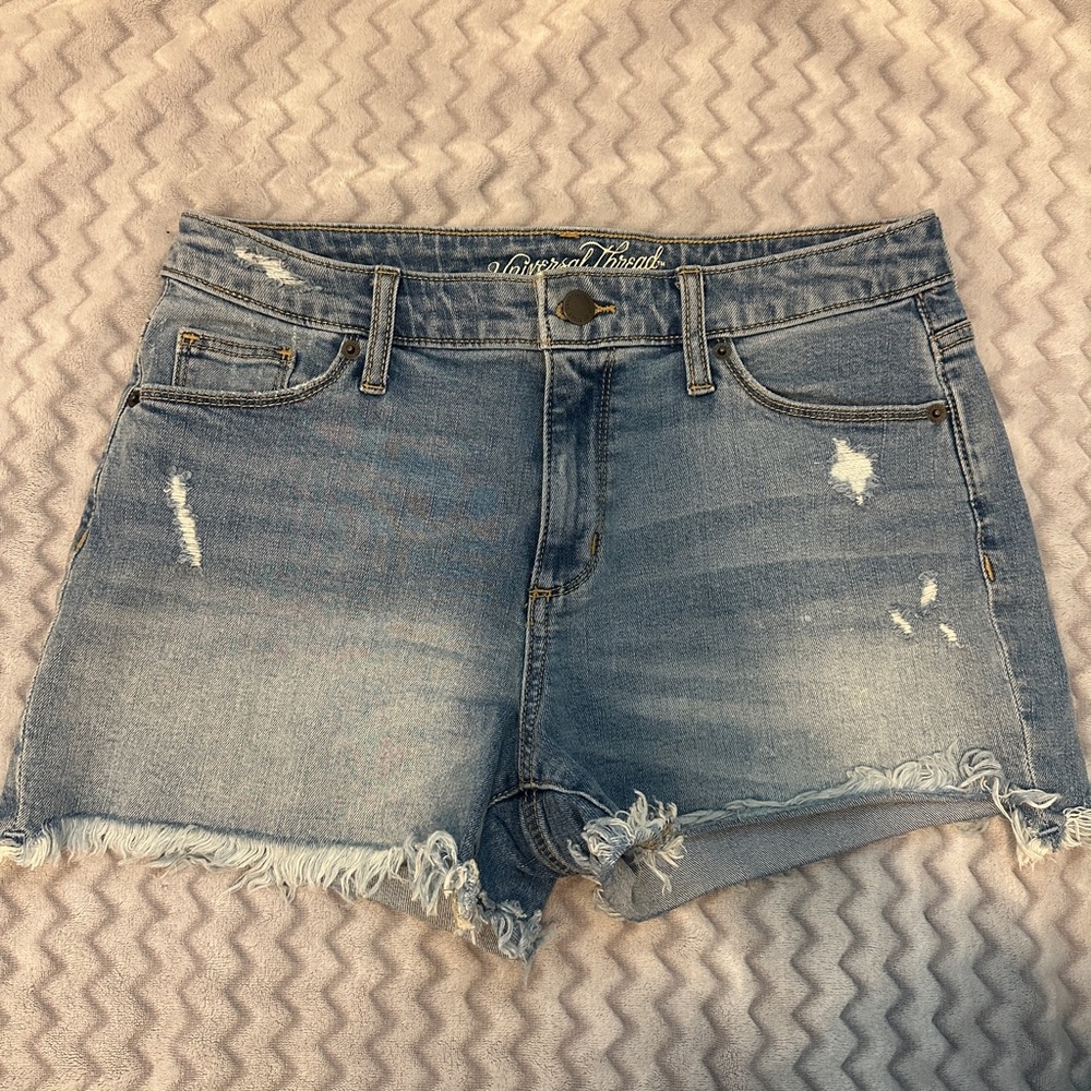 Size 4 Universal Thread Blue Jean Shorts Distressed Frayed Hem